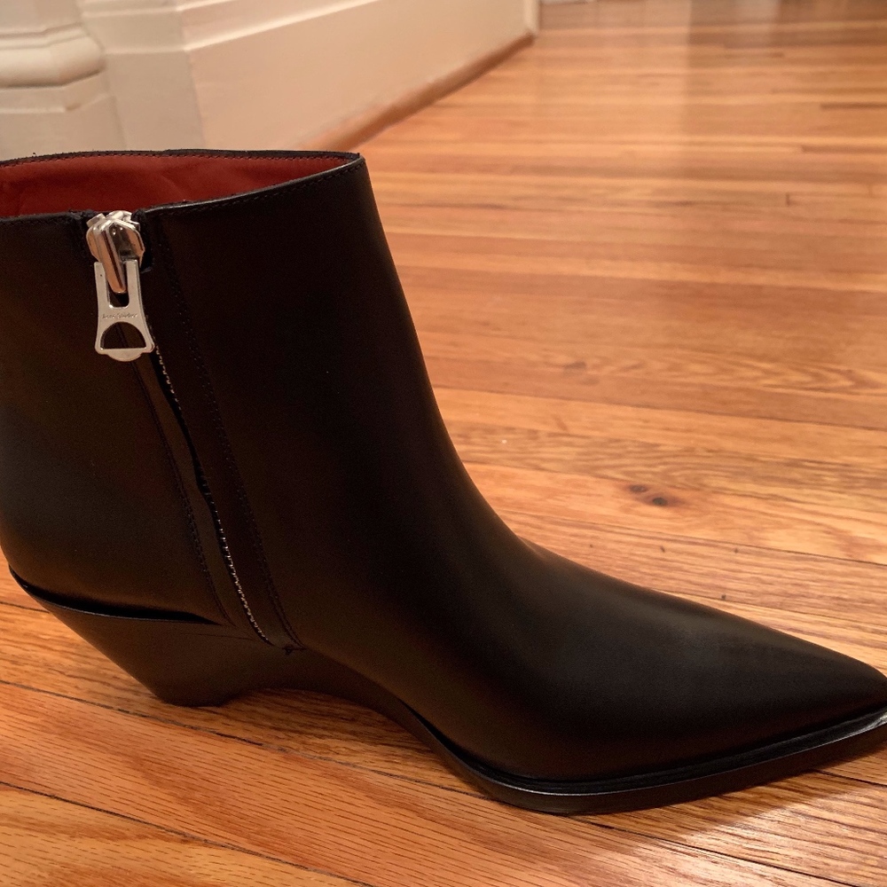 Acne Cony ankle boots size 40 NIB